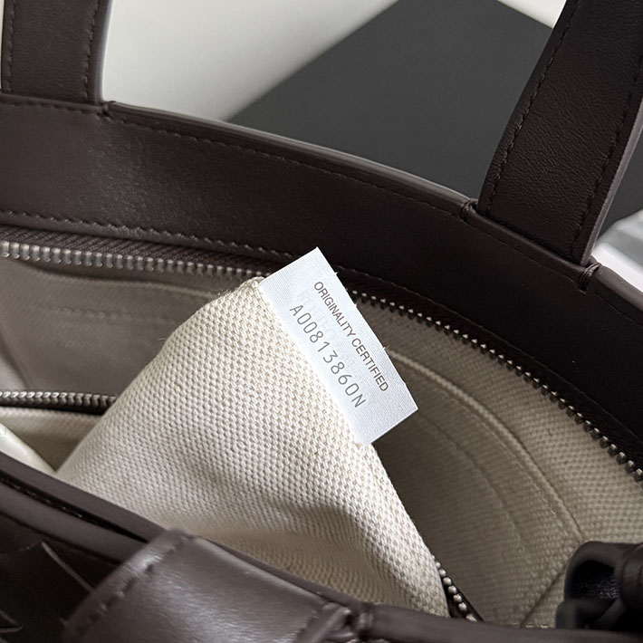最高級ボッテガスーパーコピー Bottega Veneta ミニ イントレチャート ファスナー トートバッグ フォンデンテ 855504V2HL12132 ボッテガ トートバッグ メンズ - 画像 (5)