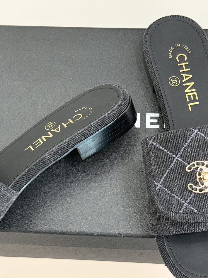 最高級シャネルスーパーコピー CHANEL CCロゴ ミュール コットン ビジュー ターンロック ブラック 2631013 レディース シャネル 靴 - 画像 (5)