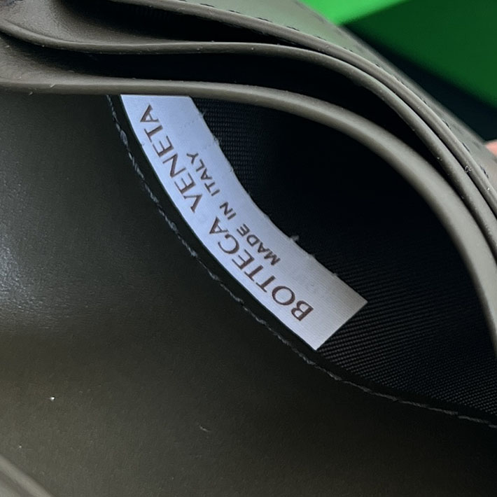最高級ボッテガコピー Bottega Veneta イントレチャート ピッコロ フラップカードケース キャンピング 796964V4LQ13207 ボッテガ カードケース 人気 - 画像 (3)