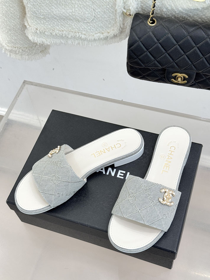 最高級シャネルスーパーコピー CHANEL CCロゴ 夏用 サンダル レディース おしゃれ グレー 2631020 シャネル サンダル 新作 - 画像 (9)