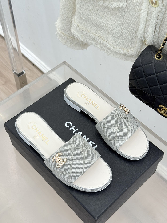 最高級シャネルスーパーコピー CHANEL CCロゴ 夏用 サンダル レディース おしゃれ グレー 2631020 シャネル サンダル 新作 - 画像 (8)