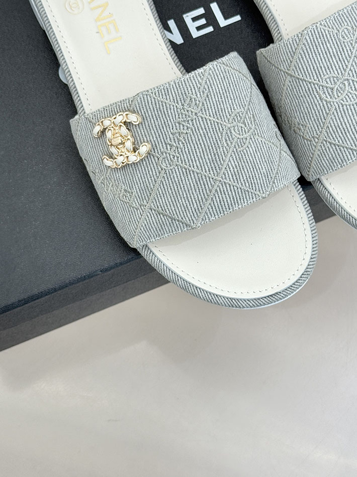 最高級シャネルスーパーコピー CHANEL CCロゴ 夏用 サンダル レディース おしゃれ グレー 2631020 シャネル サンダル 新作 - 画像 (4)