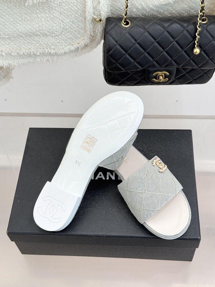 最高級シャネルスーパーコピー CHANEL CCロゴ 夏用 サンダル レディース おしゃれ グレー 2631020 シャネル サンダル 新作 - 画像 (2)