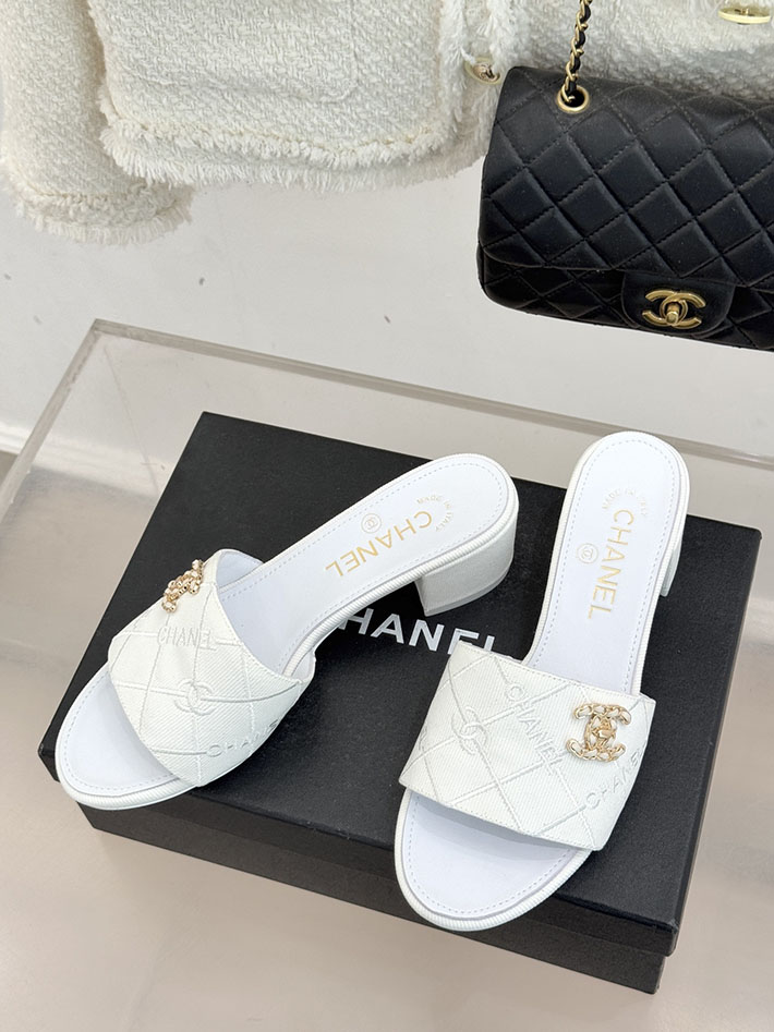 最高級シャネルスーパーコピー CHANEL CCロゴ 夏用 サンダル レディース おしゃれ ホワイト 2631022 レディース シャネル 靴 - 画像 (9)