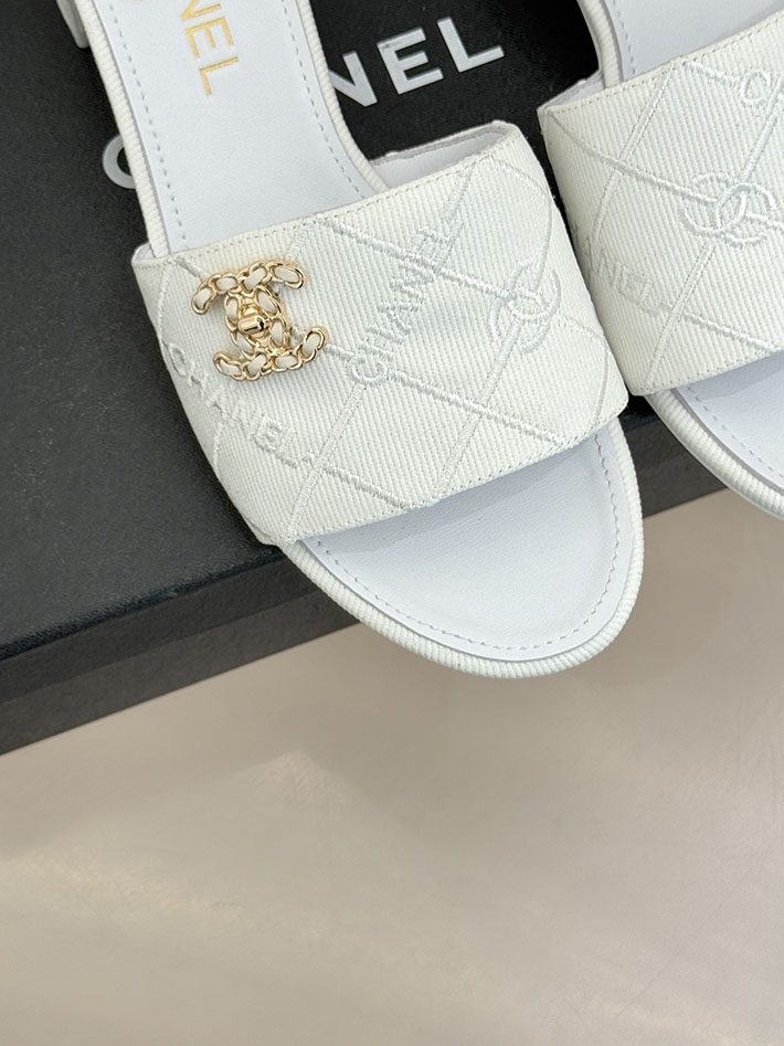 最高級シャネルスーパーコピー CHANEL CCロゴ 夏用 サンダル レディース おしゃれ ホワイト 2631022 レディース シャネル 靴 - 画像 (4)