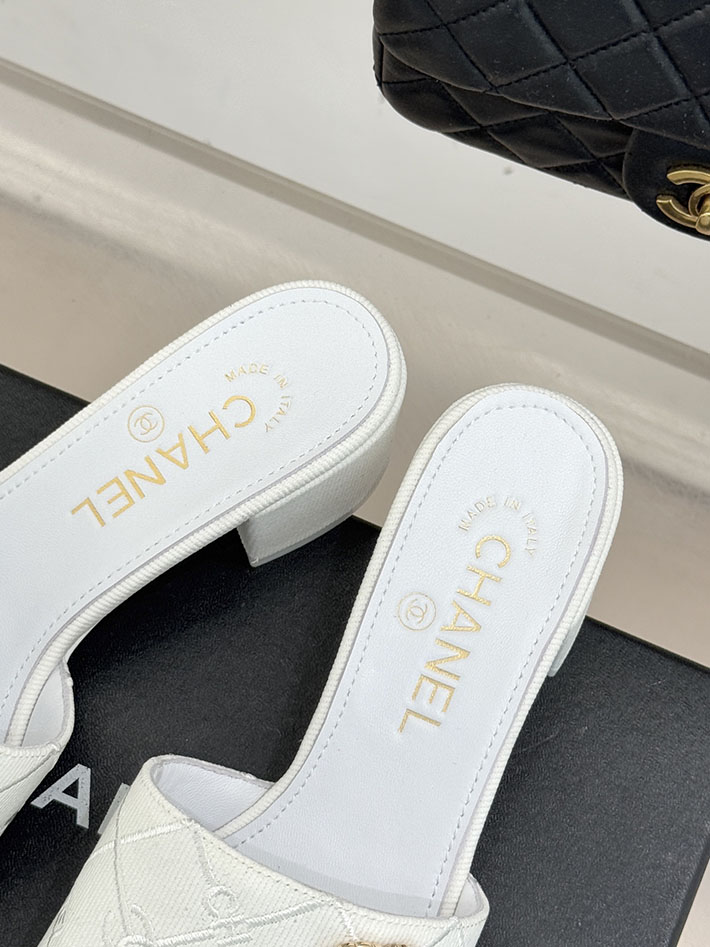 最高級シャネルスーパーコピー CHANEL CCロゴ 夏用 サンダル レディース おしゃれ ホワイト 2631022 レディース シャネル 靴 - 画像 (3)