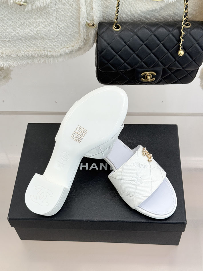 最高級シャネルスーパーコピー CHANEL CCロゴ 夏用 サンダル レディース おしゃれ ホワイト 2631022 レディース シャネル 靴 - 画像 (2)