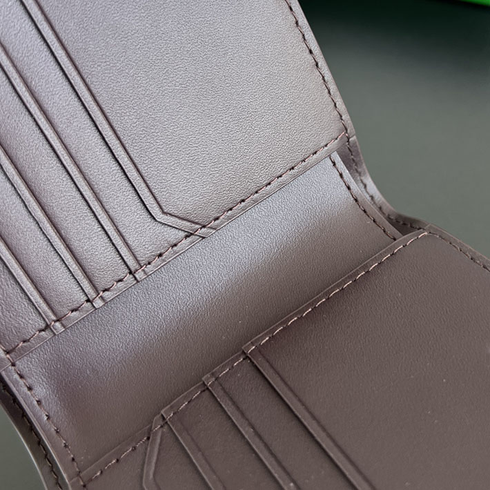 最高級ボッテガコピー Bottega Veneta イントレチャート ピッコロ 二つ折りウォレット ダークバローロ 796966V4LQ22263 ボッテガ ヴェネタ 財布 芸能人 - 画像 (4)