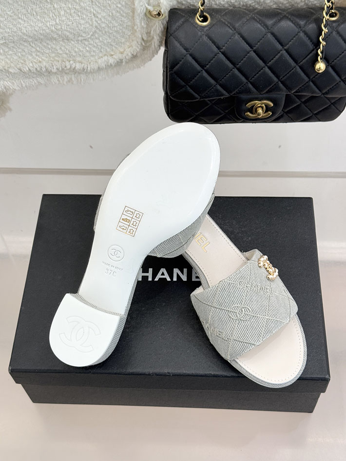 最高級シャネルスーパーコピー CHANEL CCロゴ 夏用 サンダル レディース おしゃれ グレー 2631023 シャネル 靴 レディース 人気 - 画像 (2)