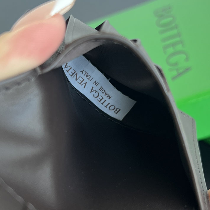 最高級ボッテガコピー Bottega Veneta イントレチャート ピッコロ 二つ折りウォレット フォンデンテ 796966V4LQ22145 ボッテガ ヴェネタ 財布 アウトレット - 画像 (3)