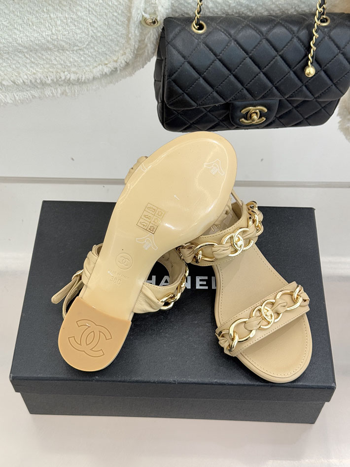 最高級シャネルスーパーコピー CHANEL チェーンモチーフ レディースサンダル 人気 ベージュ 2631028 レディース シャネル 靴 - 画像 (3)
