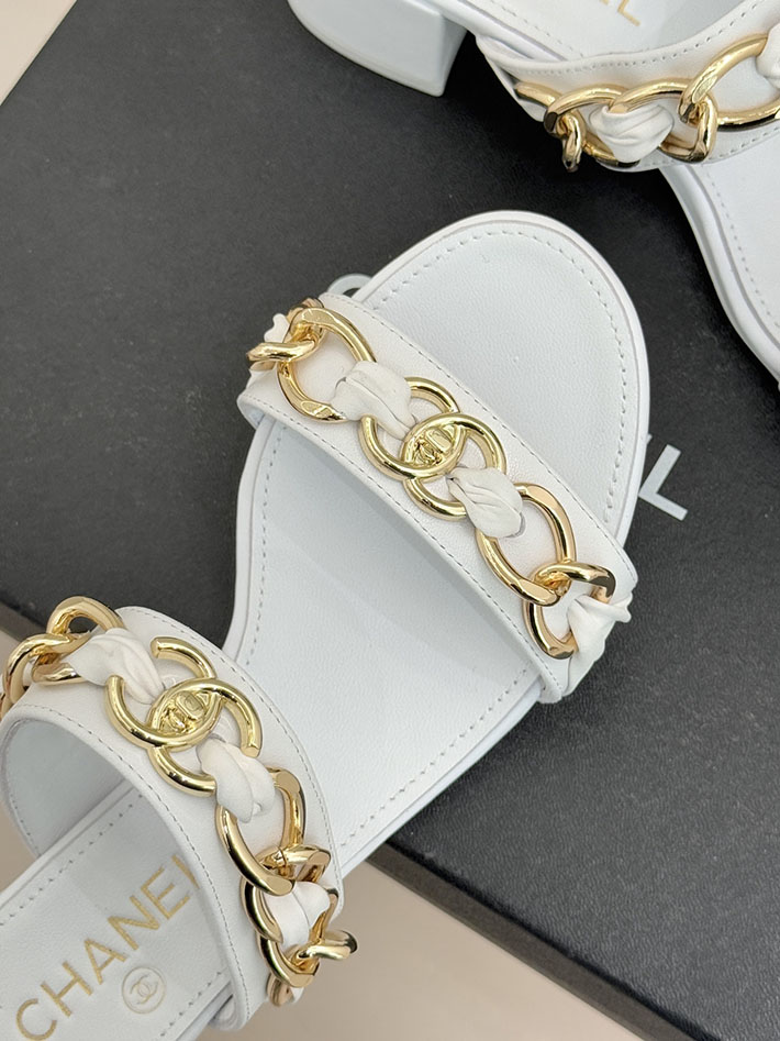 最高級シャネルスーパーコピー CHANEL チェーンモチーフ レディースサンダル 人気 ホワイト 2631031 シャネル サンダル 新作 - 画像 (5)