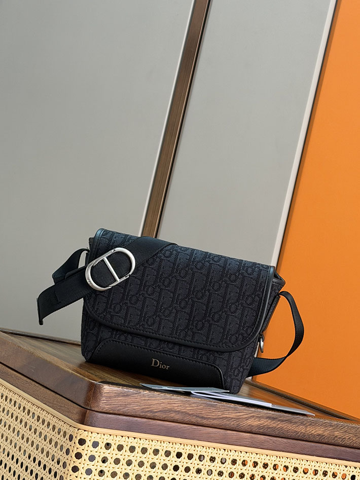 Dior ショルダーバッグ メンズ