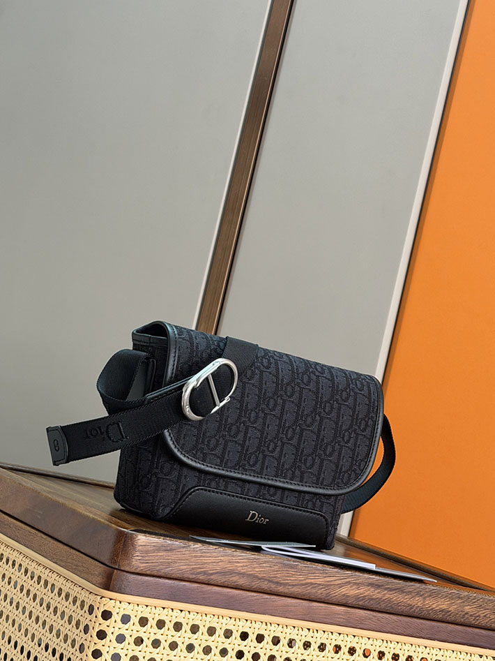 最高級ディオールスーパーコピー Dior Jett フラップ付き メッセンジャーバッグ ミニ ブラック 2DBCA627YUS_H03E Dior ショルダーバッグ メンズ - 画像 (10)