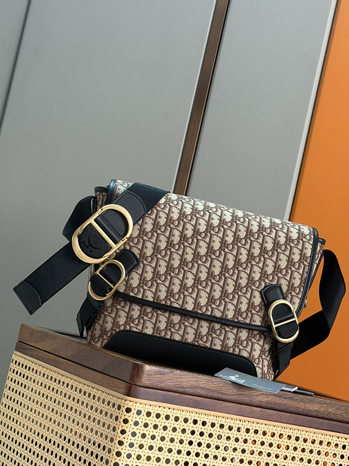 Dior メッセンジャーバッグ メンズ