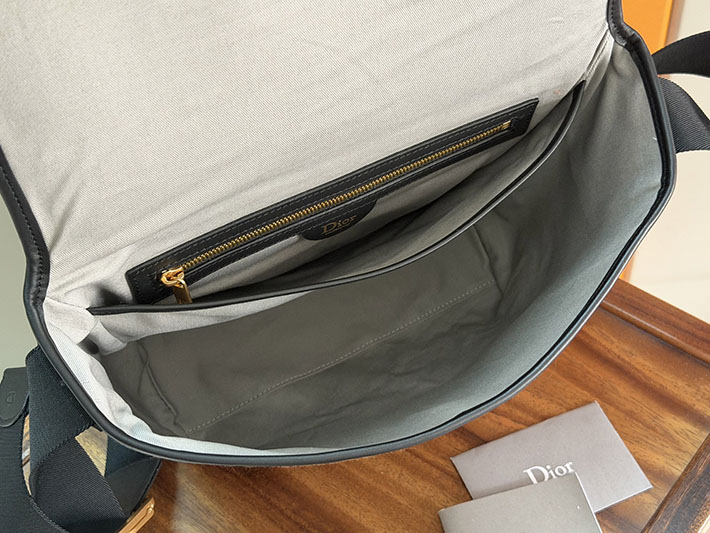 最高級ディオールスーパーコピー Dior Jett フラップ付き メッセンジャーバッグ ミディアム 2632035 Dior メッセンジャーバッグ メンズ - 画像 (3)