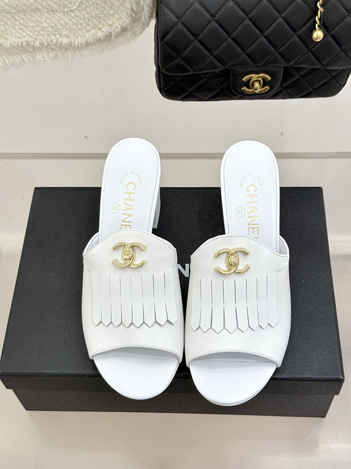 最高級シャネルスーパーコピー CHANEL ハイヒール ココマーク ミュール サンダル レザー ホワイト 2631036 ミュール サンダル ヒール - 画像 (8)
