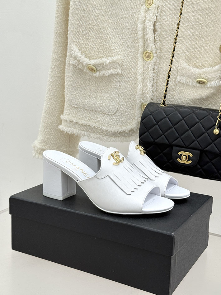 最高級シャネルスーパーコピー CHANEL ハイヒール ココマーク ミュール サンダル レザー ホワイト 2631036 ミュール サンダル ヒール - 画像 (2)