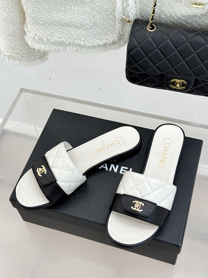 最高級シャネルスーパーコピー CHANEL マトラッセ ココマーク サンダル ミュール おしゃれ ホワイト 2631049 シャネル 靴 安い - 画像 (9)
