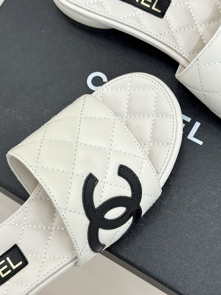 最高級シャネルスーパーコピー CHANEL サンダル レディース 人気ブランド おしゃれ ホワイト 2631052 シャネル サンダル 白 - 画像 (4)