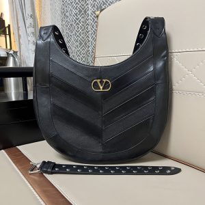 ヴァレンティノ セール バッグ