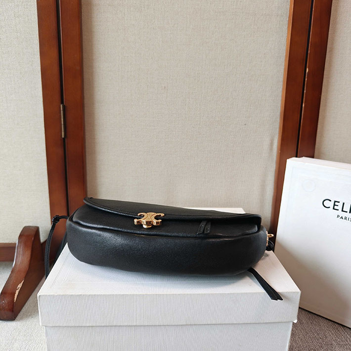 最高級セリーヌスーパーコピー CELINE リトルハーフムーン ソフトトリオンフ ブラック L10373778.38NO セリーヌ ショルダーバッグ レディース - 画像 (6)