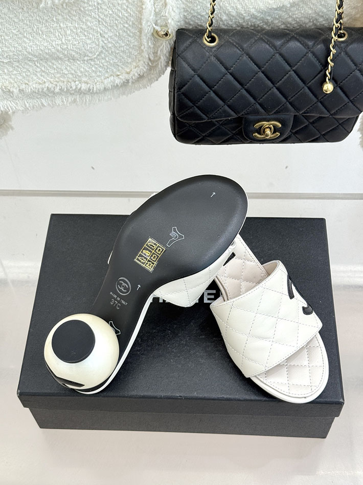 最高級シャネルスーパーコピー CHANEL ヒール サンダル レディース 人気ブランド おしゃれ ホワイト 2631056 シャネル サンダル 定価 - 画像 (2)