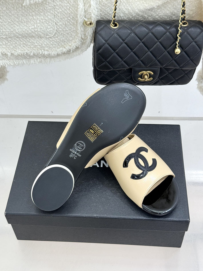 最高級シャネルスーパーコピー CHANEL 夏 サンダル レディース 人気ブランド おしゃれ ベージュ 2631059 夏サンダル レディース 人気 - 画像 (2)
