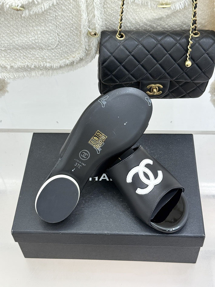 最高級シャネルスーパーコピー CHANEL 夏 サンダル レディース 人気ブランド おしゃれ ブラック 2631060 夏用 サンダル レディース おしゃれ - 画像 (2)