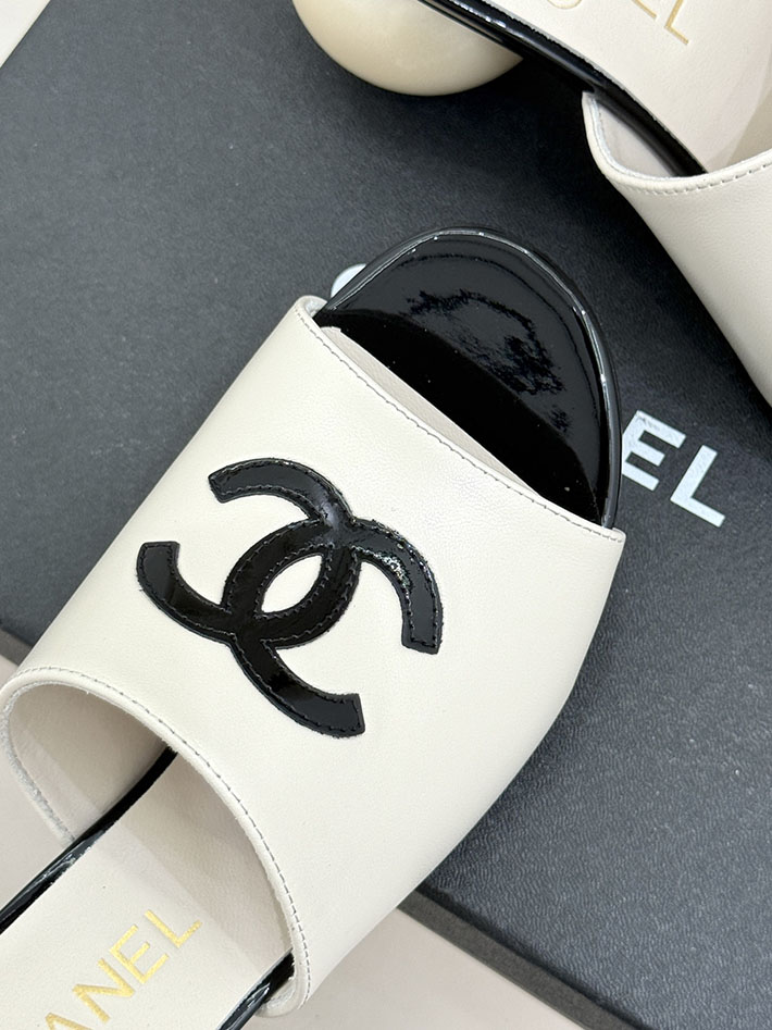最高級シャネルスーパーコピー CHANEL 長時間歩いても疲れないサンダル レディース ホワイト 2631062 シャネル サンダル 白 - 画像 (4)