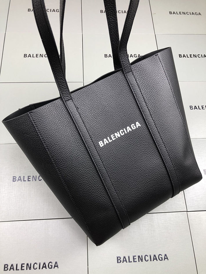 バレンシアガ バッグ 人気 レディース BALENCIAGA エブリデイ トートバッグ ブラック 672791 15YUN 1090 バレンシアガ トートバッグ 人気 - 画像 (2)
