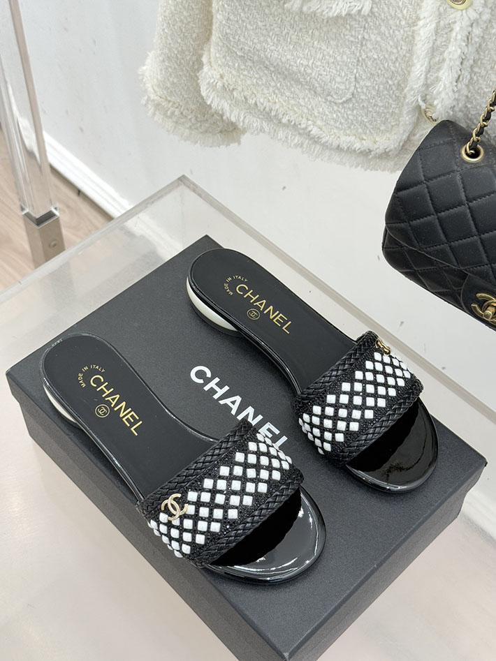最高級シャネルスーパーコピー CHANEL サンダル 安い 店舗 レディース ミュール 人気通販 ブラック 2631068 シャネル サンダル 定価 - 画像 (8)