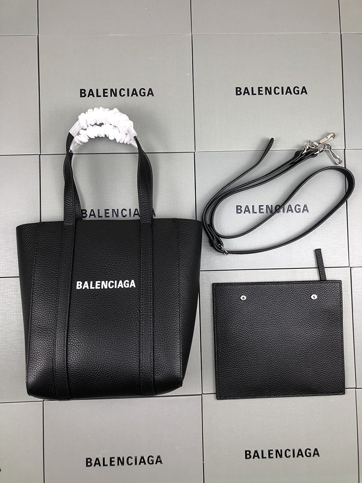 バレンシアガ バッグ 人気 レディース BALENCIAGA エブリデイ XXS トートバッグ ブラック 551815 D6W2N 1000 レディース バレンシアガ トートバッグ - 画像 (2)