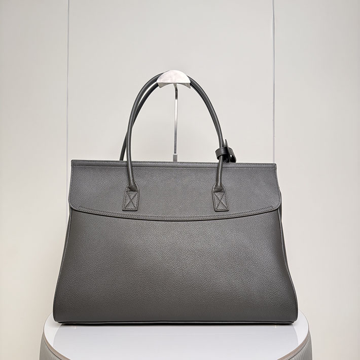 バレンシアガ バッグ 人気 レディース BALENCIAGA Carrie キャリーオールバッグ カーキ 8264192ABNQ3503 バレンシアガ バッグ アウトレット - 画像 (9)