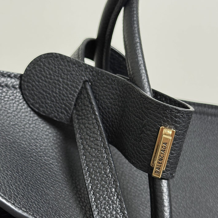 バレンシアガ バッグ 人気 レディース BALENCIAGA Carrie キャリーオールバッグ ブラック 8264192ABNQ1000 バレンシアガ バッグ レディース - 画像 (2)