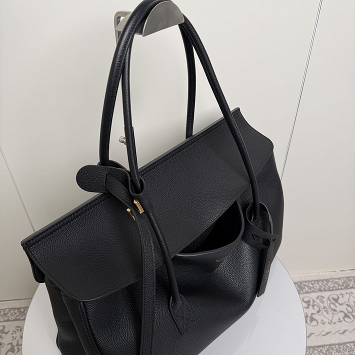 バレンシアガ バッグ 人気 レディース BALENCIAGA Carrie キャリーオールバッグ ブラック 8264192ABNQ1000 バレンシアガ バッグ レディース - 画像 (6)