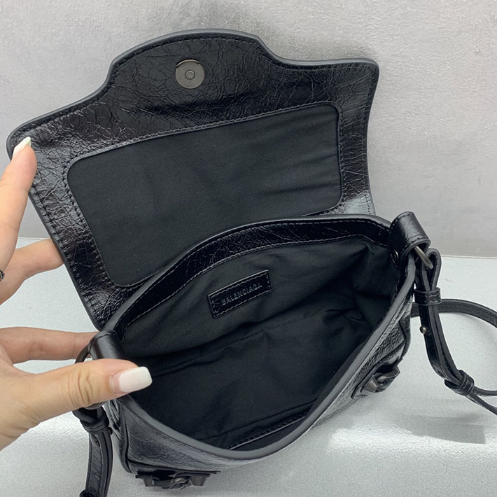 バレンシアガ バッグ 人気 レディース BALENCIAGA Le City フラップバッグ ナノ ブラック 8658572ABEK1000 バレンシアガ ミニシティ - 画像 (4)