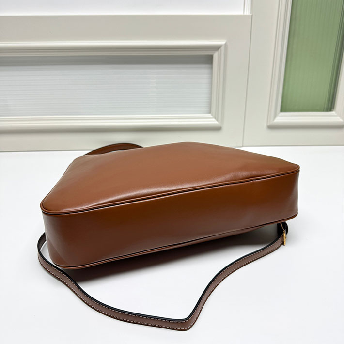 セリーヌ バッグ 人気 CELINE ミディアム カミーユ 16(セーズ)ソフト バッグ タン 119563FX9.04LU セリーヌ アウトレット 値段 - 画像 (4)