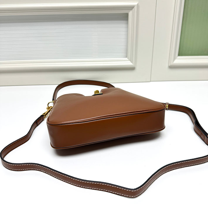 セリーヌ バッグ 人気 CELINE スモール カミーユ 16(セーズ)ソフト バッグ タン 120693FX9.04LU セリーヌ 店舗 大阪 - 画像 (4)