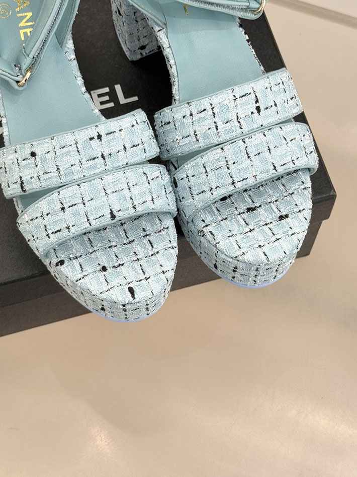 最高級シャネルスーパーコピー CHANEL シースルー スポーツ サンダル 厚底 レディース スカイブルー 2631093 シャネル サンダル アウトレット - 画像 (4)