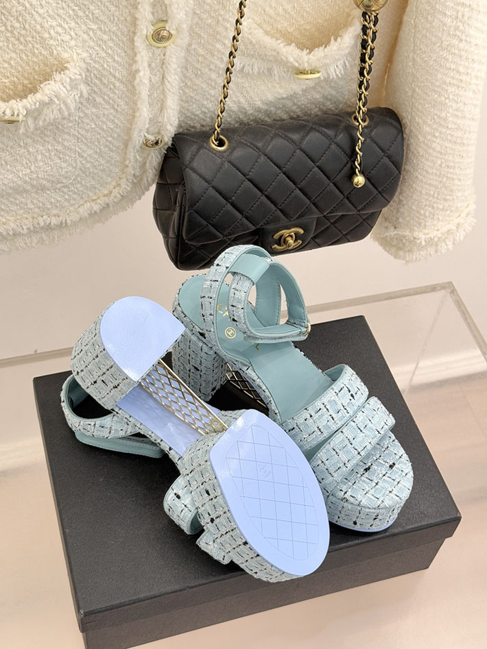 最高級シャネルスーパーコピー CHANEL シースルー スポーツ サンダル 厚底 レディース スカイブルー 2631093 シャネル サンダル アウトレット - 画像 (2)