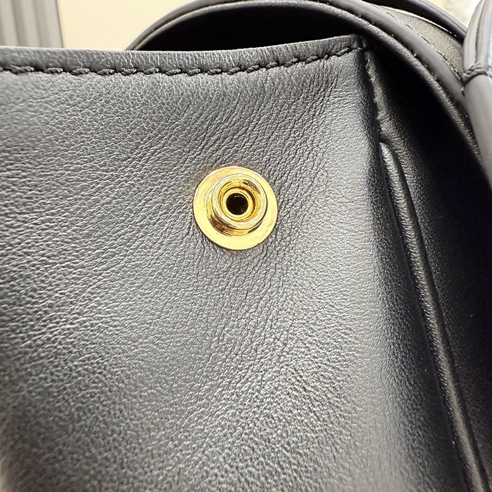 グッチ直営アウトレット店 GUCCI パパラッツォ ラージ トップハンドルバッグ ブラック 875019 AAGIQ 1053 グッチ パパラッツォ - 画像 (5)