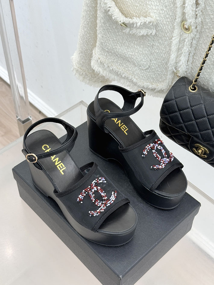 最高級シャネルスーパーコピー CHANEL CCロゴ サンダル 厚底 レディース ココマーク 靴 ブラック 2631098 厚底 サンダル レディース - 画像 (8)