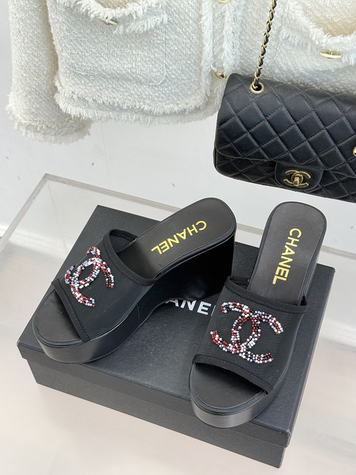 最高級シャネルスーパーコピー CHANEL CCロゴ サンダル 厚底 レディース ココマーク 靴 ブラック 2631099 厚底サンダルコーデ - 画像 (9)