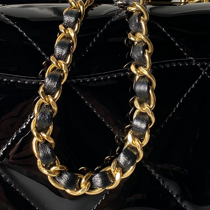 シャネル 新作バッグ 2026 CHANEL トップハンドル ミニ フラップ バッグ ブラック AS5805-B21985-94305 シャネル チェーンバッグ ミニ - 画像 (4)