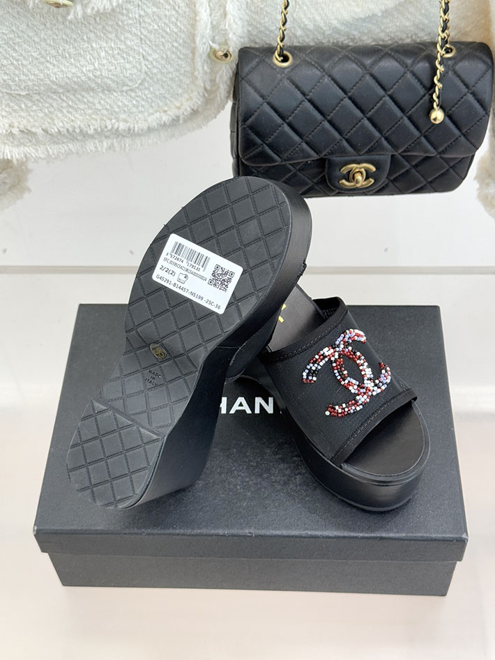最高級シャネルスーパーコピー CHANEL CCロゴ サンダル 厚底 レディース ココマーク 靴 ブラック 2631099 厚底サンダルコーデ - 画像 (2)