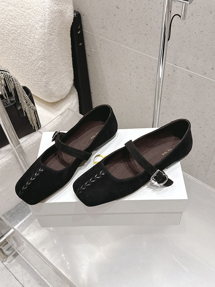The Row バレエシューズ