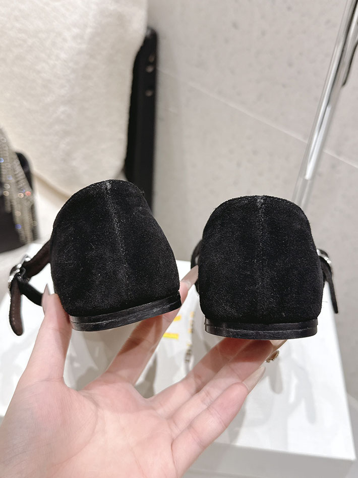 最高級ザロウスーパーコピー THE ROW Sway 大人 可愛い フラットシューズ 歩きやすい ブラック 2631119 The Row バレエシューズ - 画像 (4)