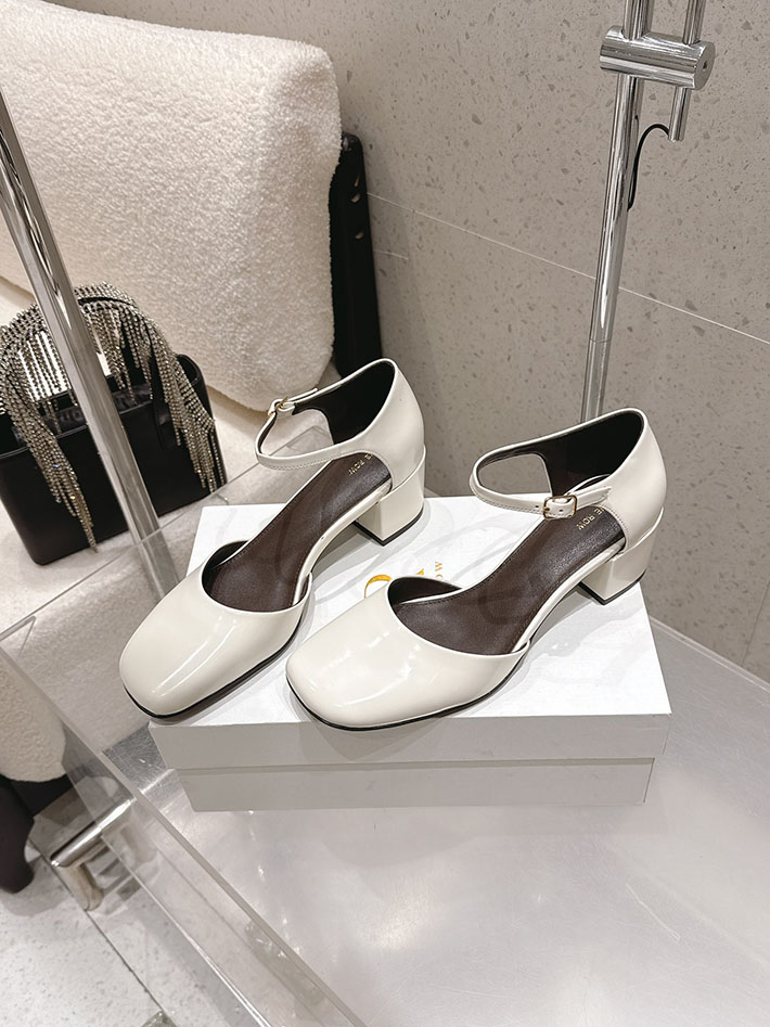 The Row パンプス