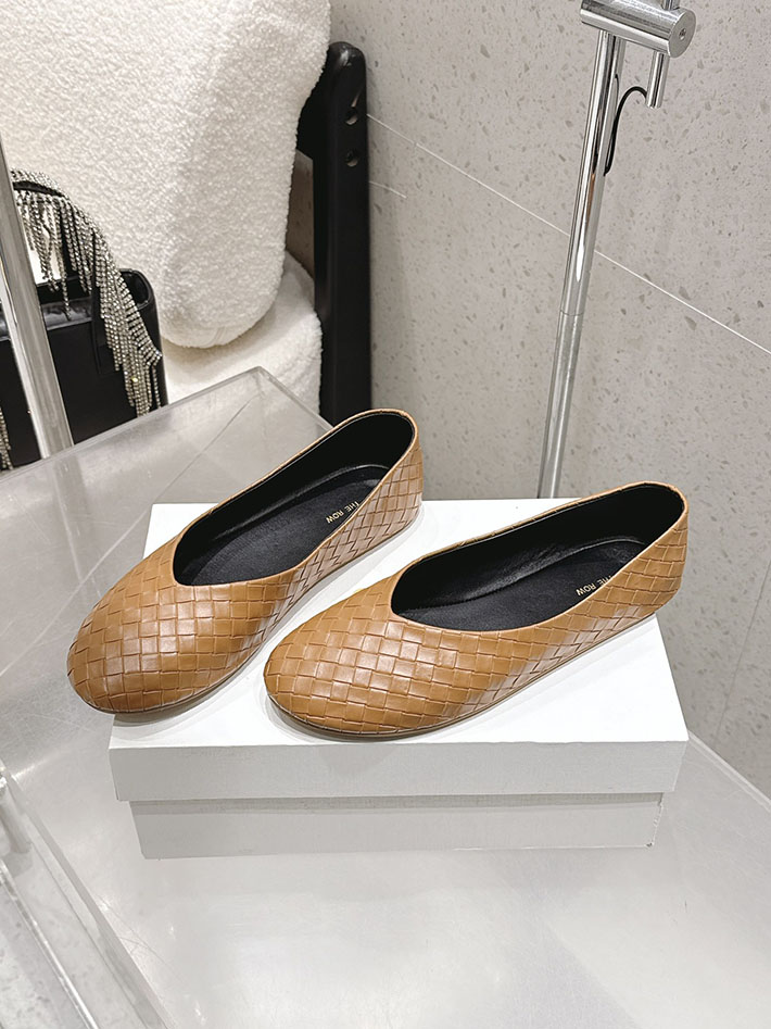 The Row パンプス